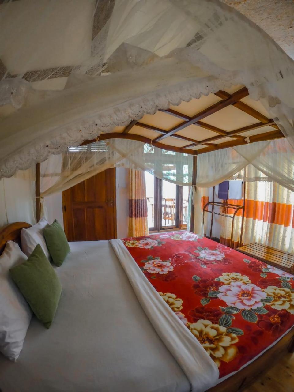 אלה Mountain Range Cottage מראה חיצוני תמונה