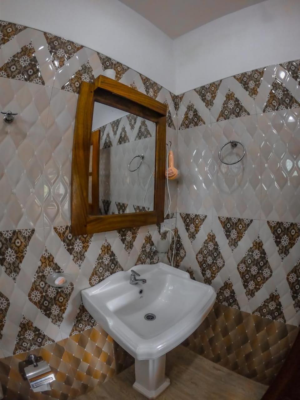 אלה Mountain Range Cottage מראה חיצוני תמונה